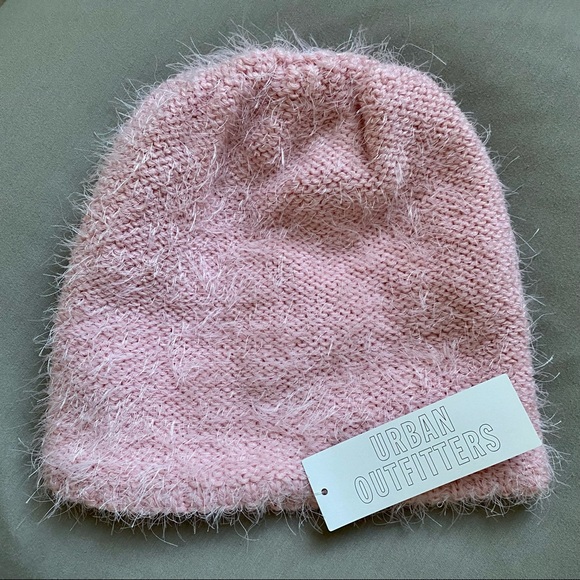 NWT urban outfitters eyelash knit beanie - Picture 2 of 3